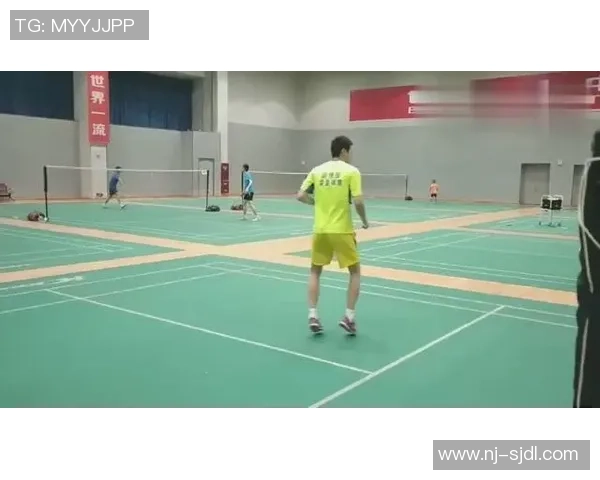 南京羽毛球队的训练节奏与战术解析深度探讨 南京羽毛球队的训练节奏与战术解析深度探讨